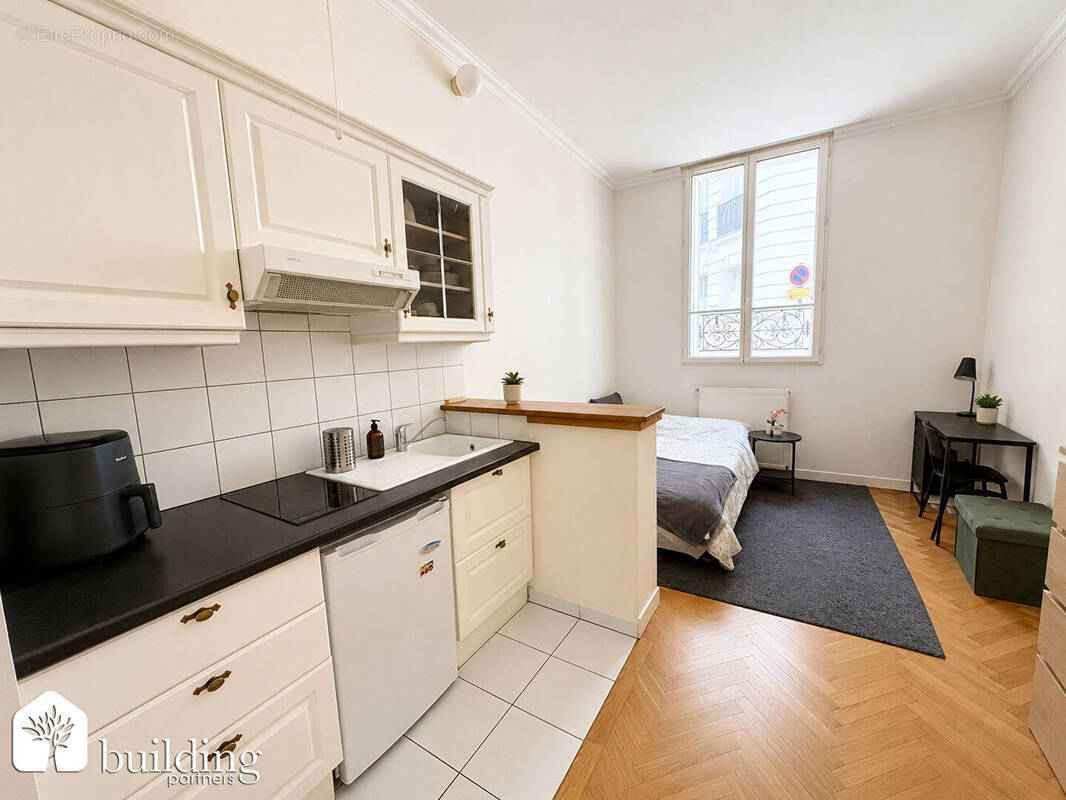 Appartement à PARIS-17E