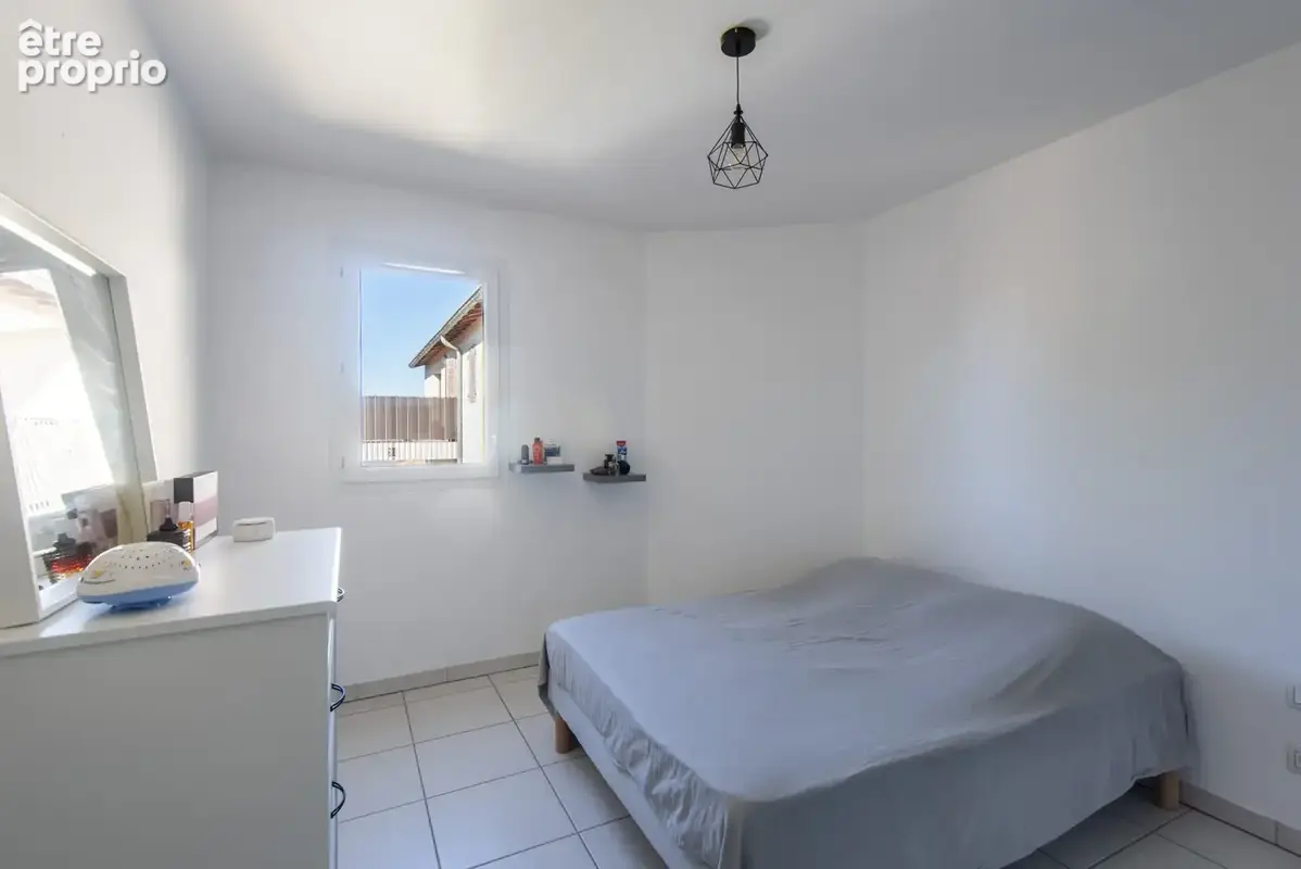 Appartement 3 pièces 56 m² à vendre à Salon-De-Provence (13300) - photo 5