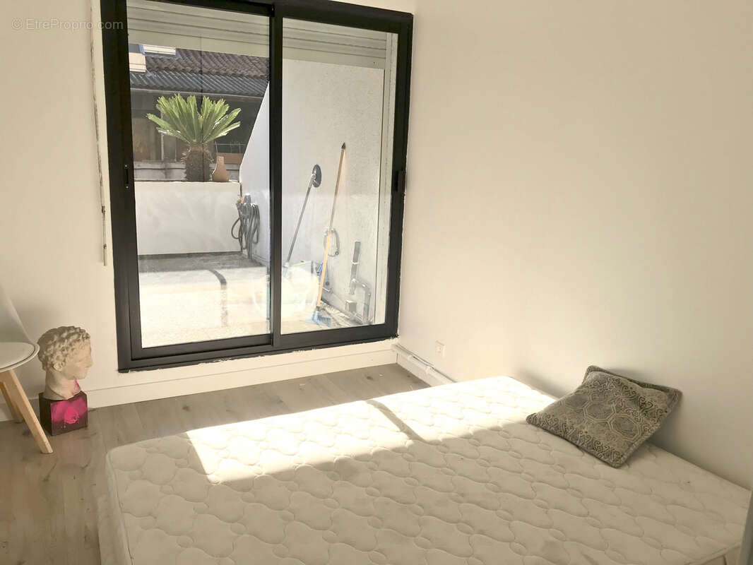 Appartement à MARSEILLE-7E