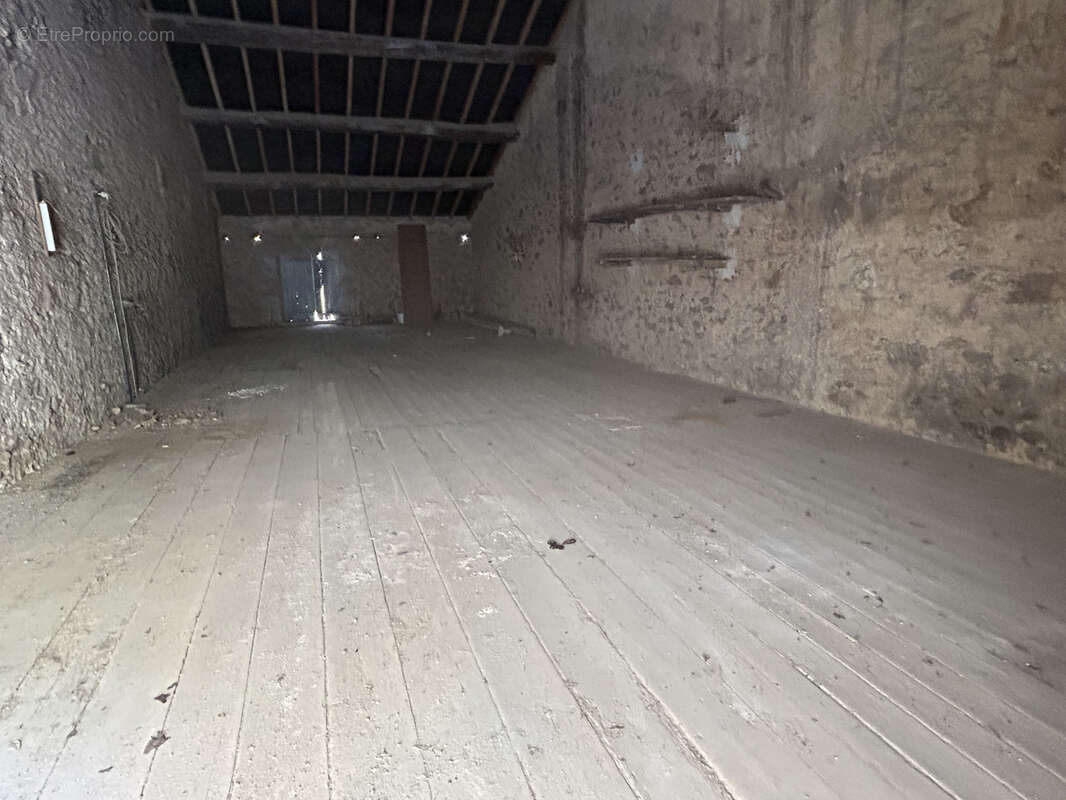 Maison de maître - 188 m2 - 6 pièces - photo 13