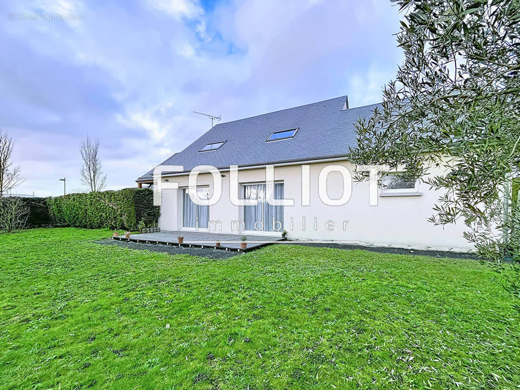 Maison à LINGREVILLE