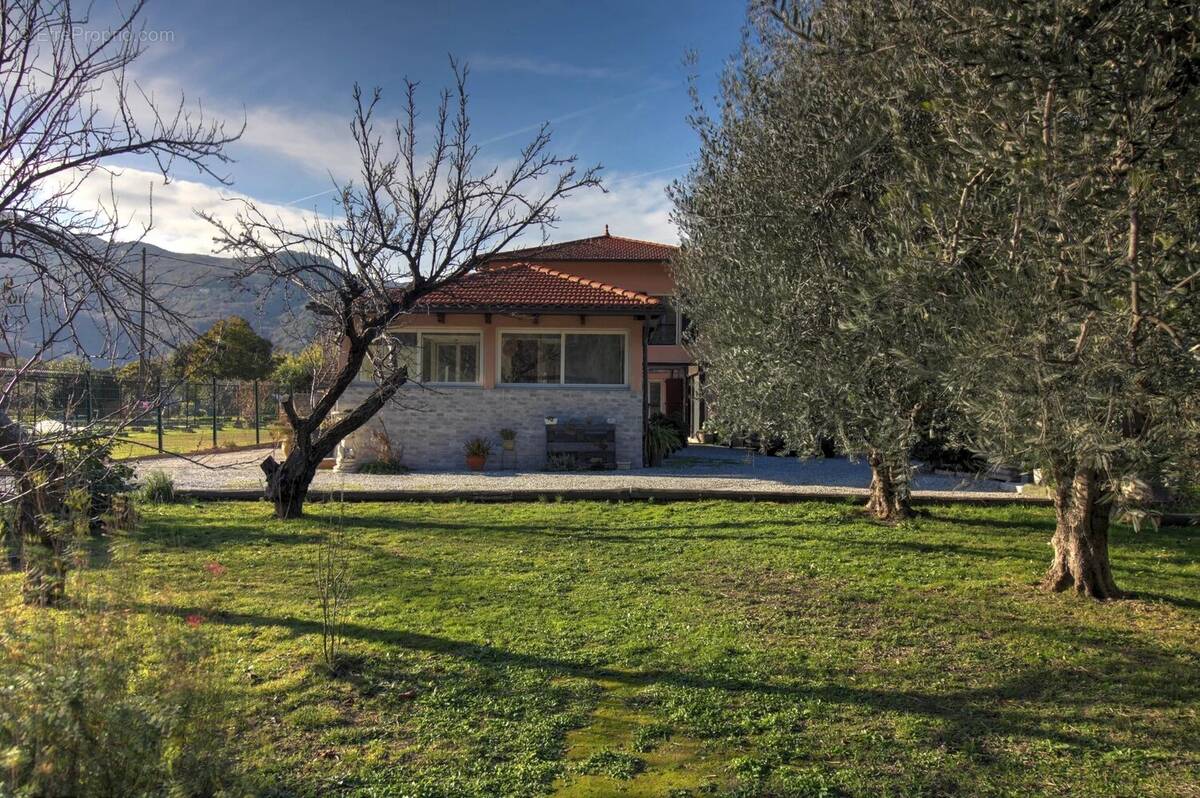 Maison à SAINT-MARTIN-DU-VAR