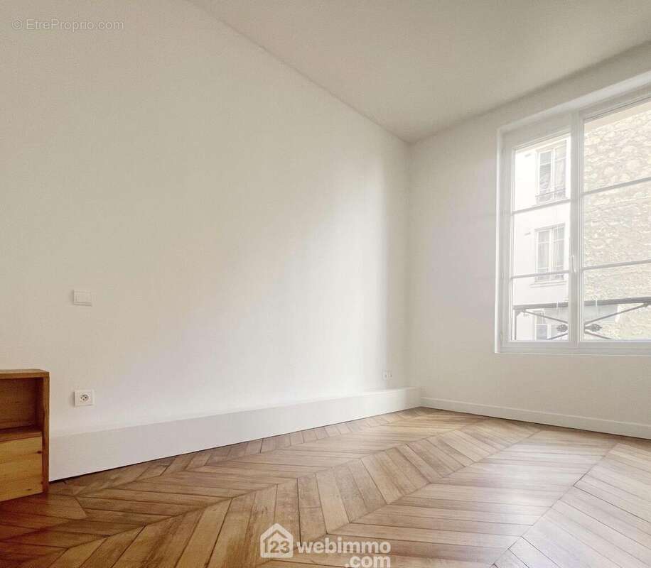Chambre 3 - Appartement à MALAKOFF