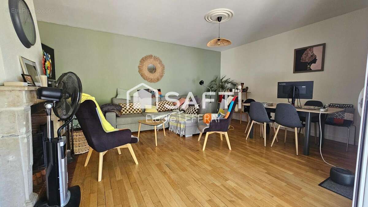 Photo 3