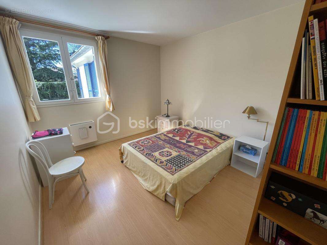 Maison familiale avec 4 chambres en rez-de-jardin dont 1 suite parentale - fraicheur garantie ! - photo 11