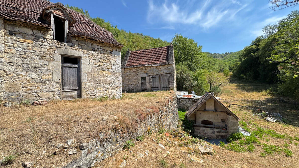 Ensemble de ferme Salvagnac-cajarc 5 pièce(s) 100 m2 - photo 8
