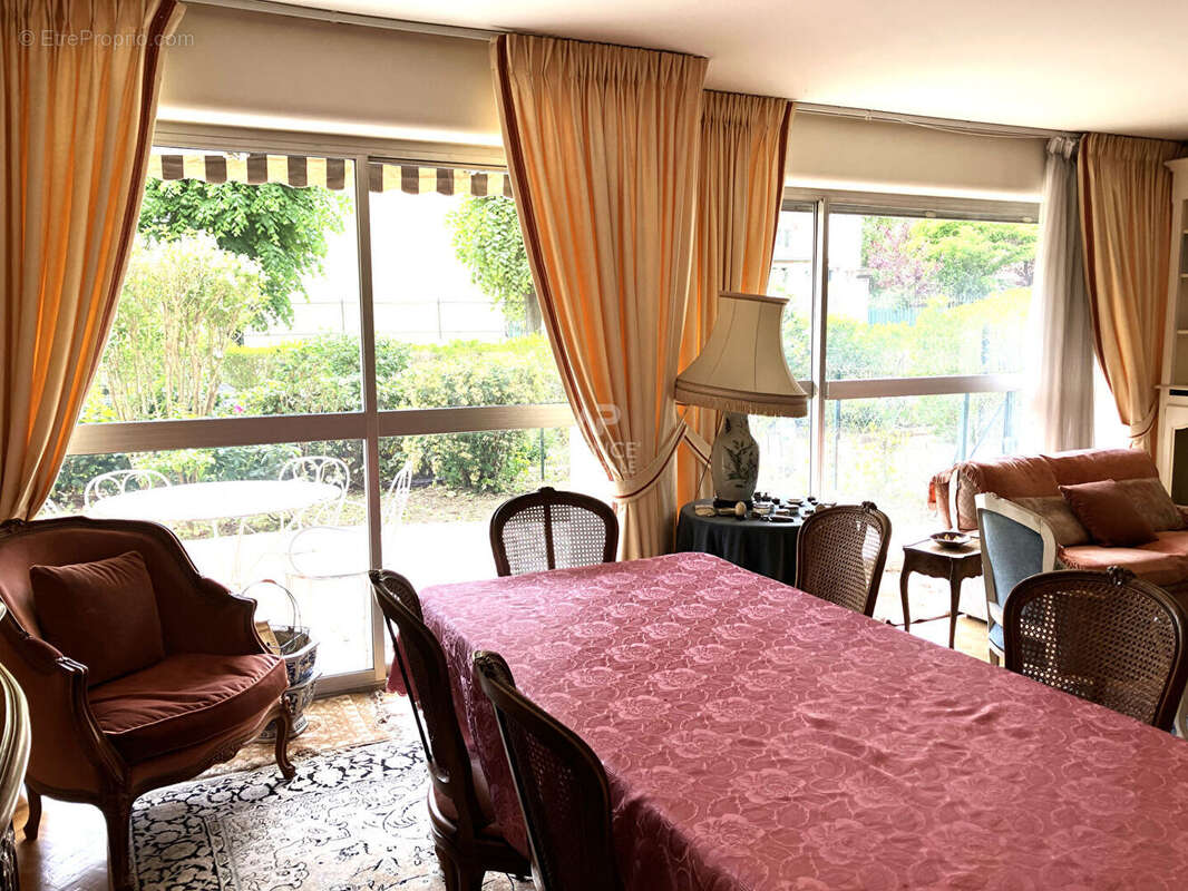 Appartement à MAISONS-LAFFITTE