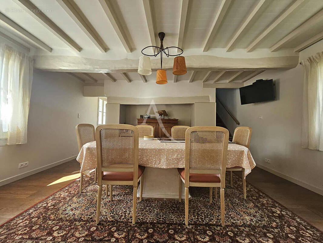 Maison à ARGOULES