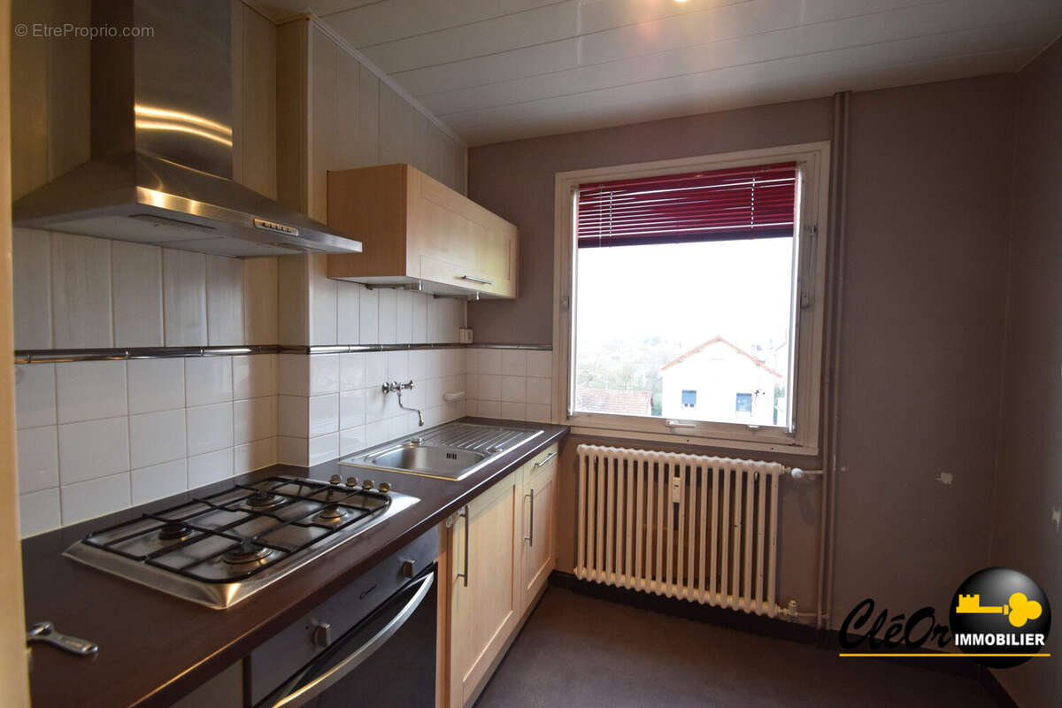 Appartement à CHATENOY-LE-ROYAL