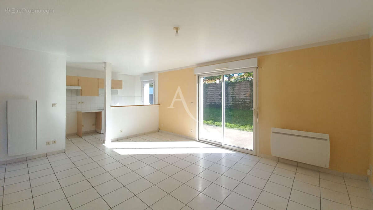 Maison à BOUGUENAIS