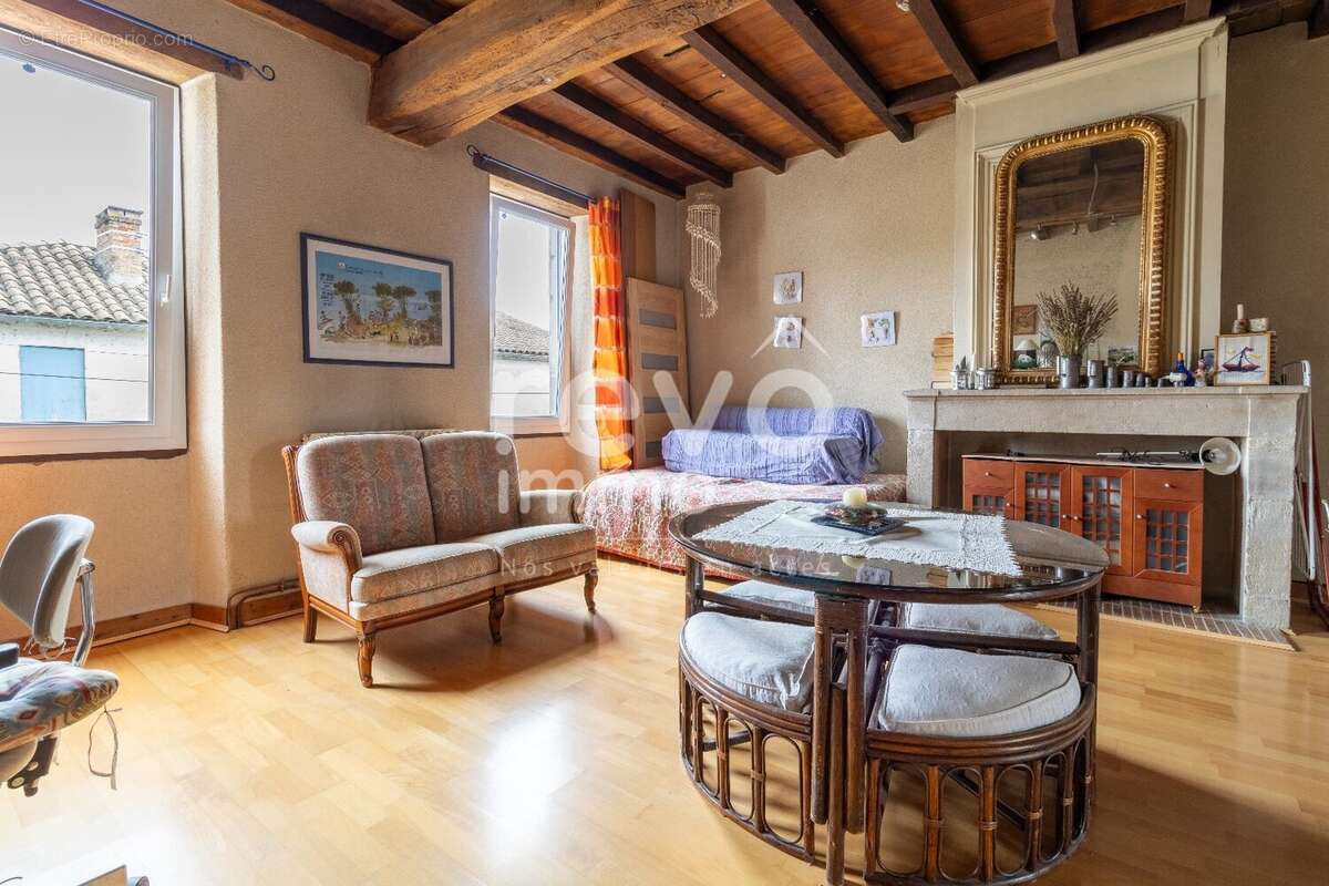 Maison à MONSEGUR