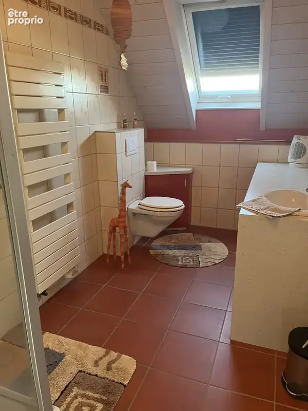 Maison de  2002 de 141 m2 avec grand terrain 2050m2 à Niederlauterbach - photo 10