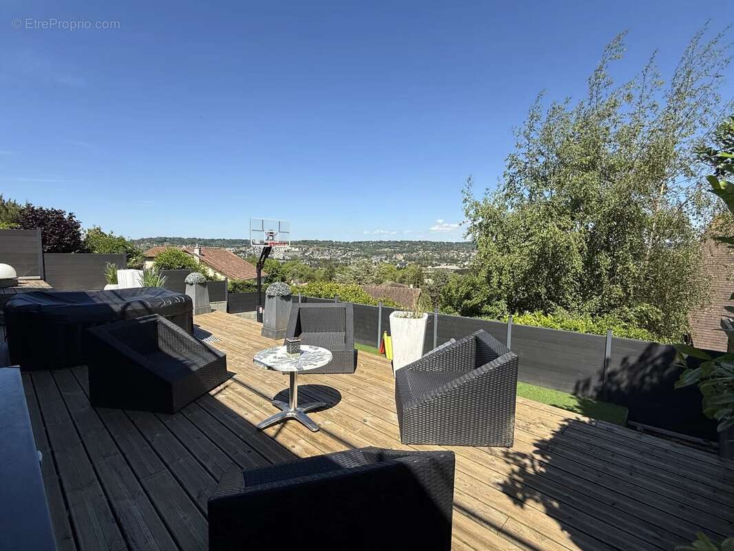 Vue panoramique, esprit contemporain et zéro entretien - photo 13