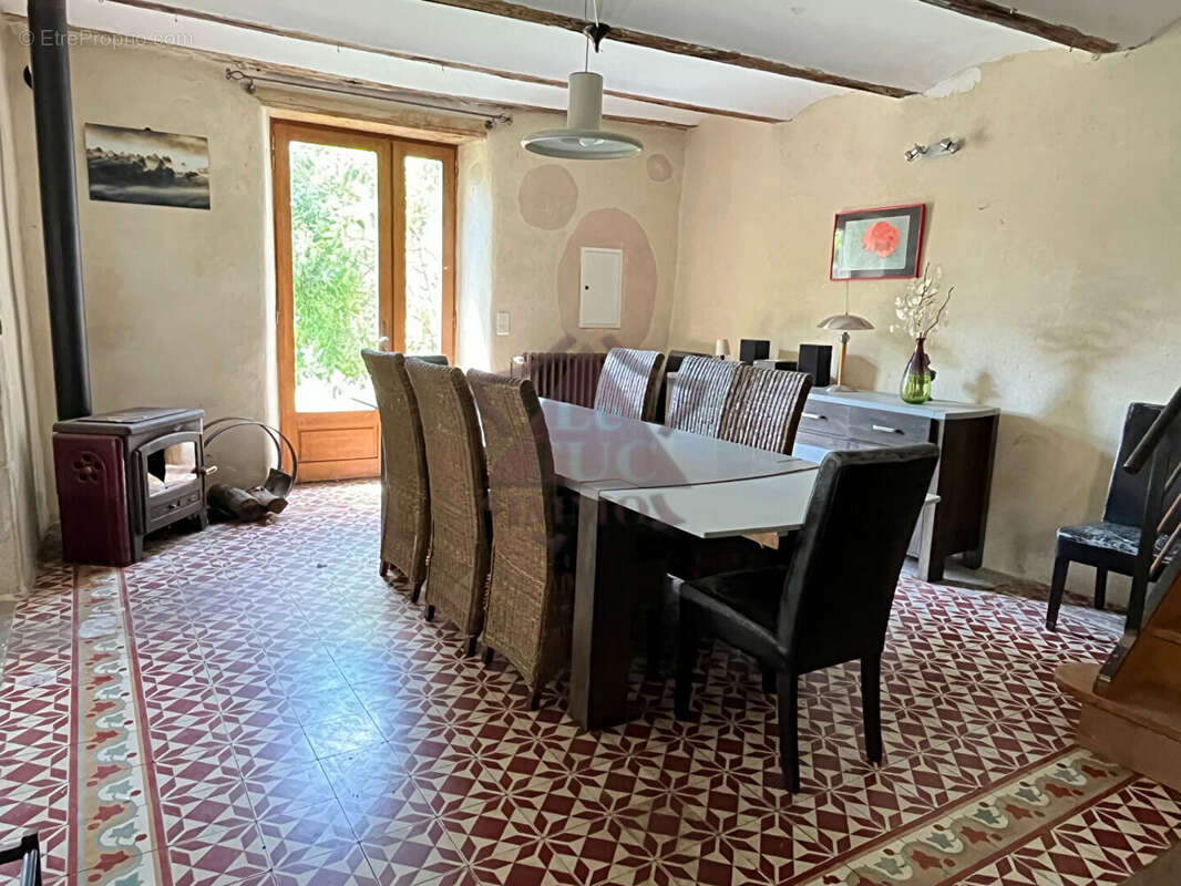Maison à PEYREMALE