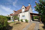 Maison à BRUYERES-LE-CHATEL
