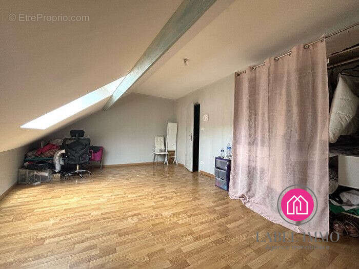 Appartement 150 m² à Raismes  - photo 5