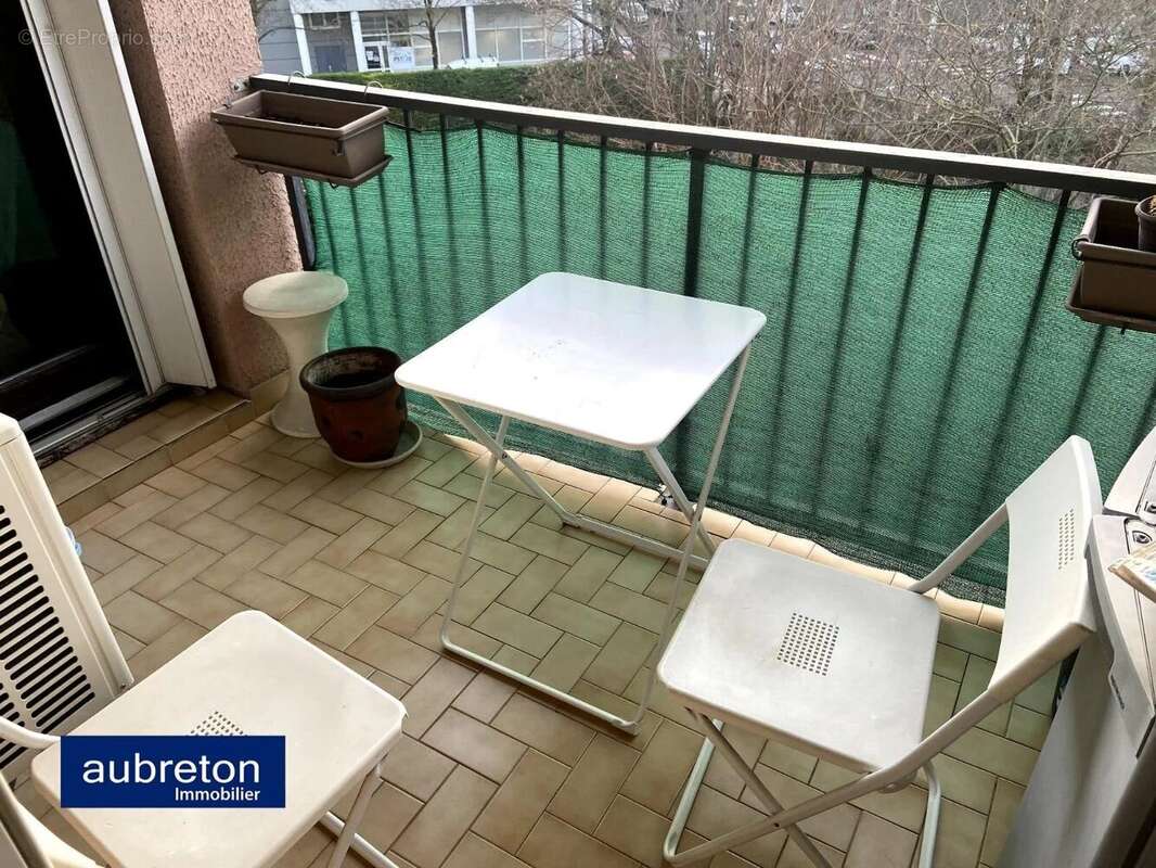 Appartement à LE PONT-DE-CLAIX