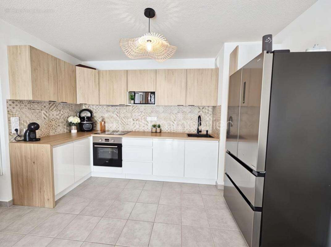 Appartement à LE MUY