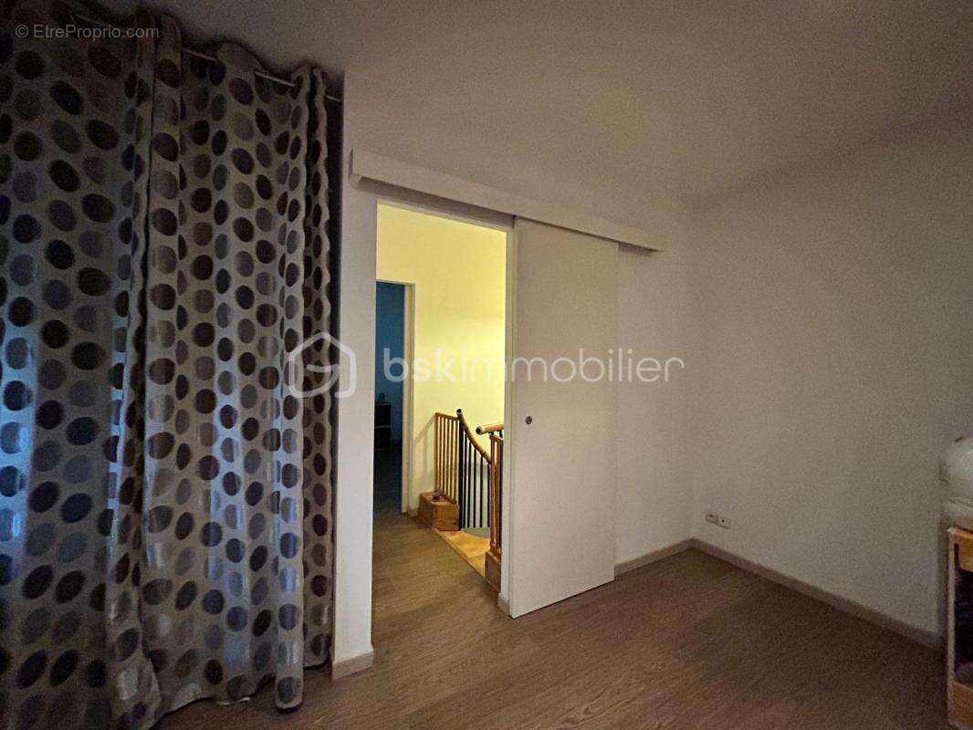 Maison à CADILLAC-EN-FRONSADAIS