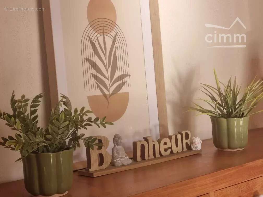 Maison à SAINT-VINCENT-DE-MERCUZE