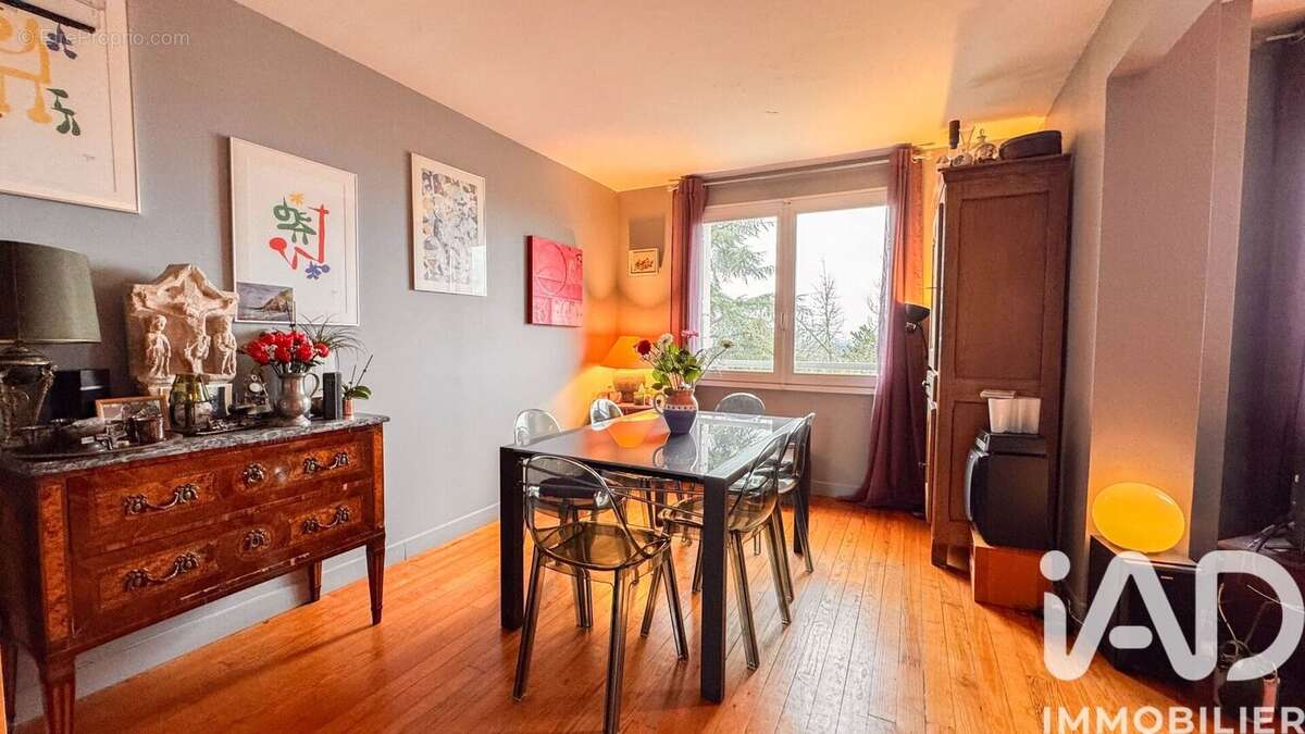 Photo 4 - Appartement à SURESNES