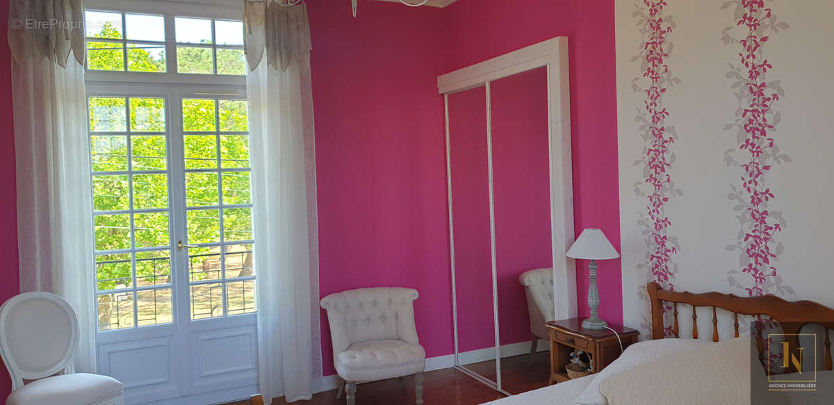 Maison à PAIMBOEUF