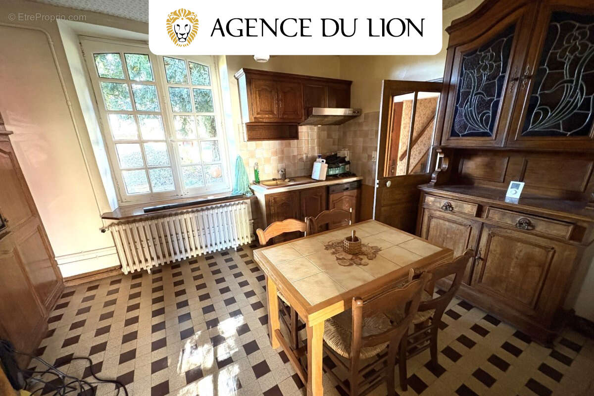 Maison à CHATEAUNEUF-EN-THYMERAIS