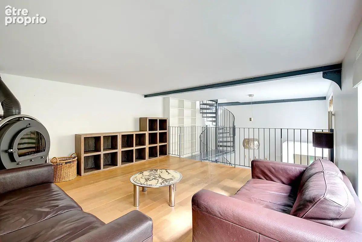 Ancienne imprimerie réhabilitée en maison au coeur du 18 eme - photo 7