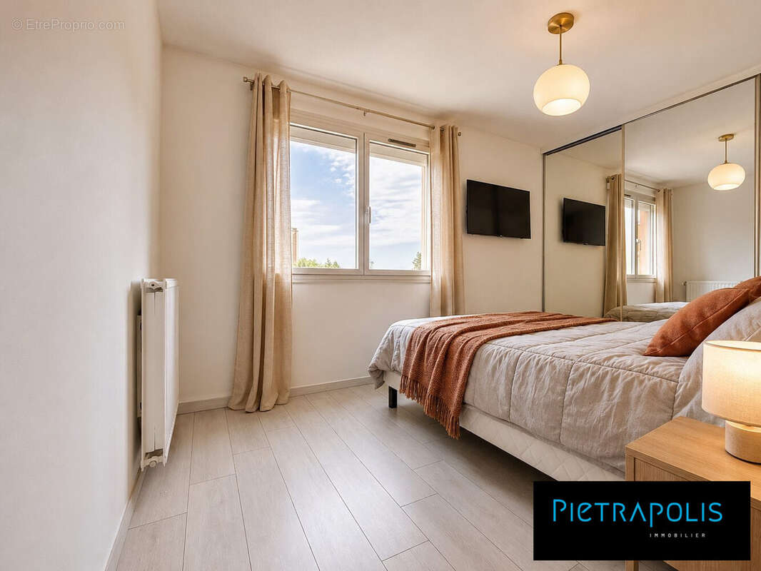 Appartement à DECINES-CHARPIEU