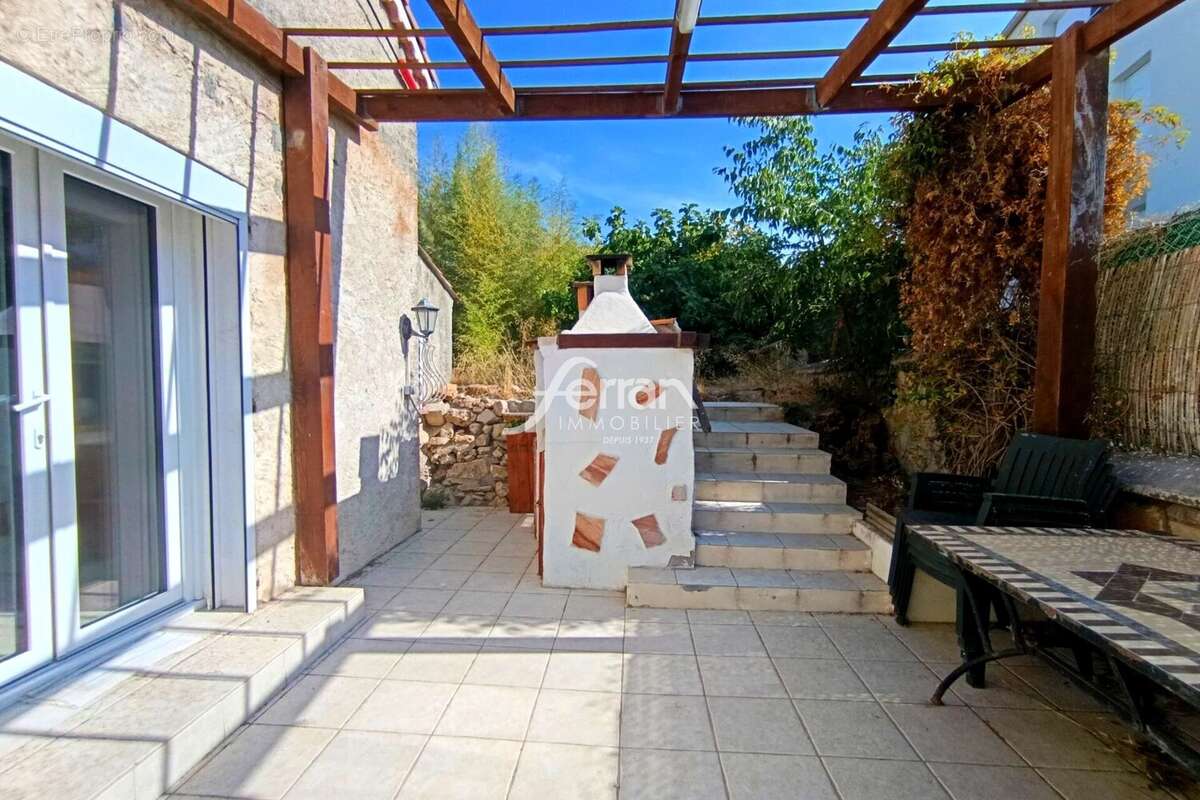 Maison 94 m² à Draguignan  - photo 2