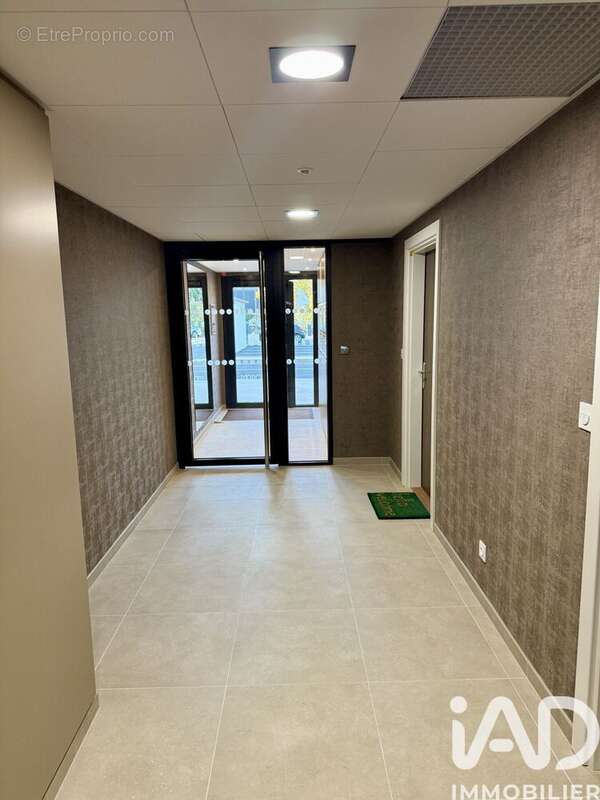 Photo 3 - Appartement à CORMELLES-LE-ROYAL