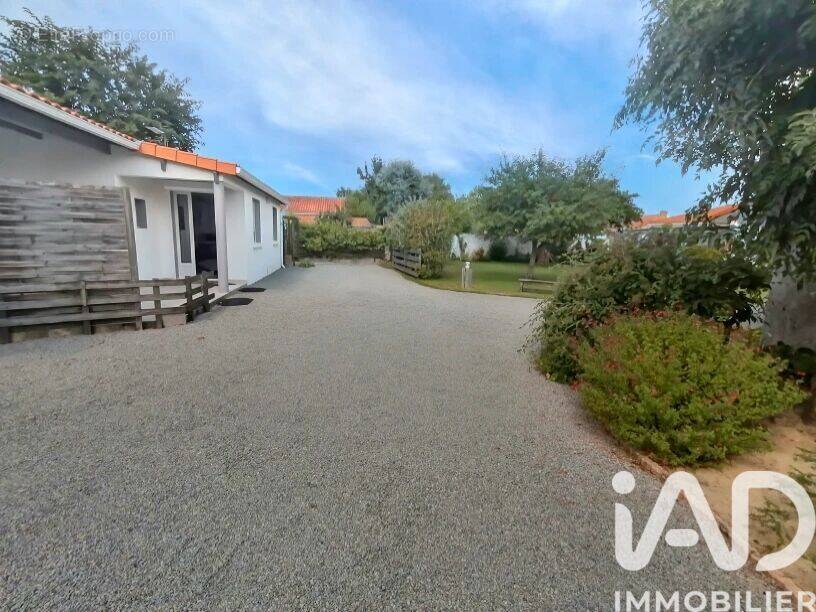 Photo 1 - Maison à LA PLAINE-SUR-MER