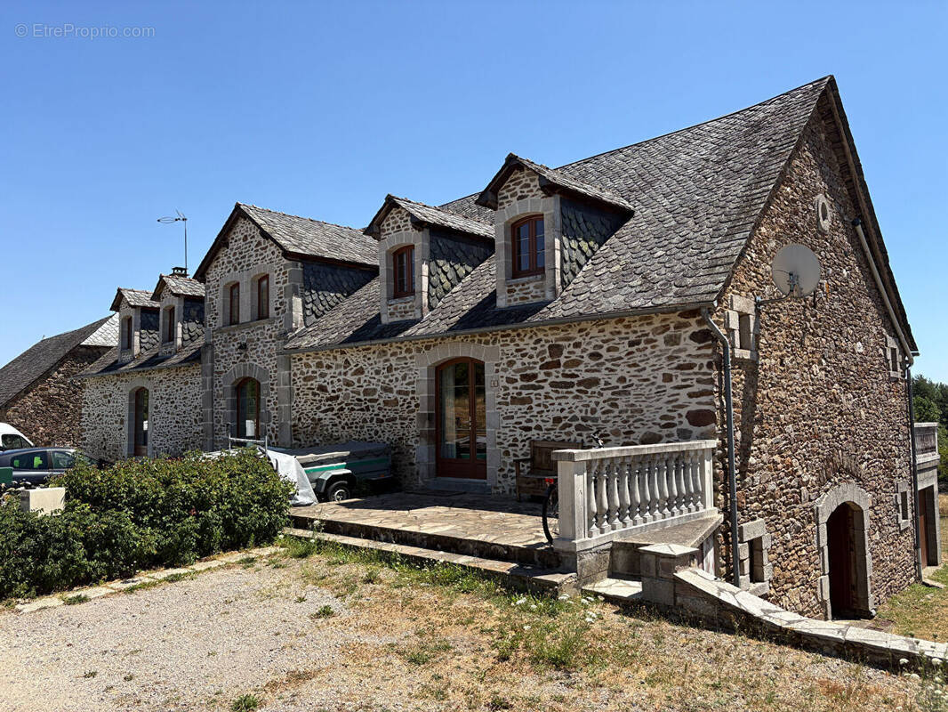 Maison à SOURSAC
