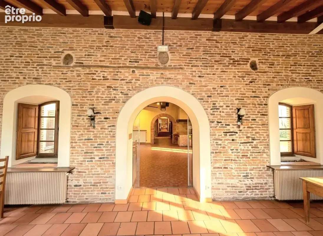 Maison 30 pièces 1 460 m² à vendre à Montaigut-Sur-Save (31530) - photo 3
