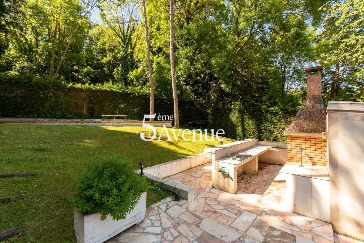 Maison à LAGNY-SUR-MARNE