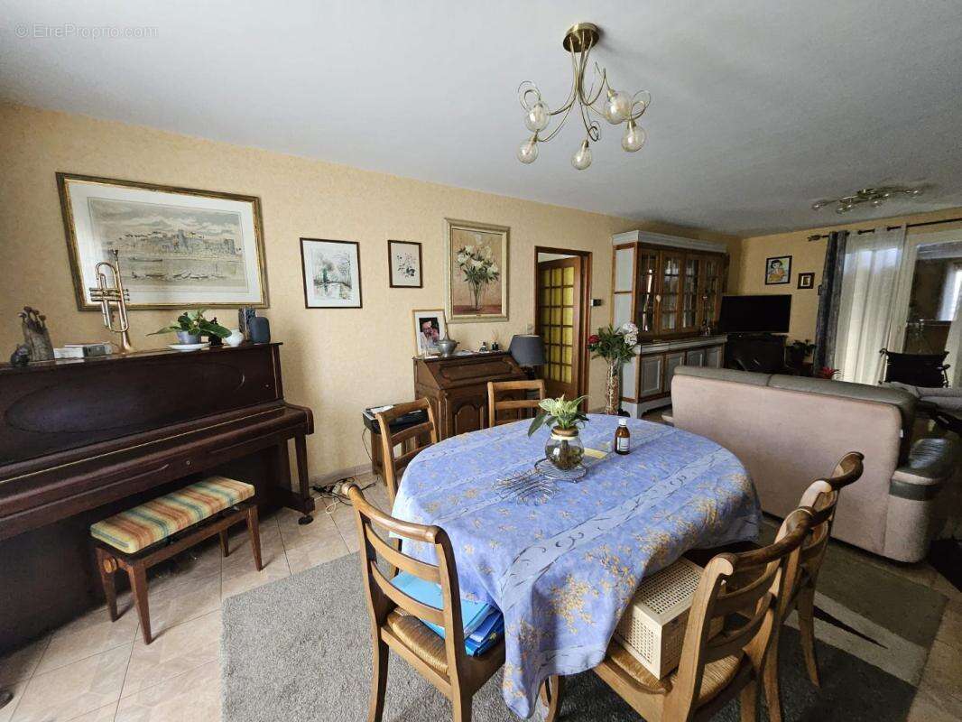 Maison à MARSAC-SUR-L'ISLE