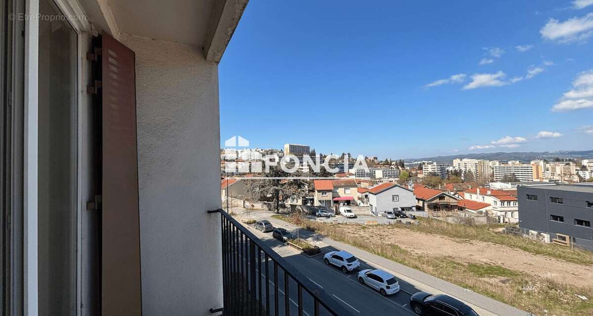 Appartement à SAINT-ETIENNE