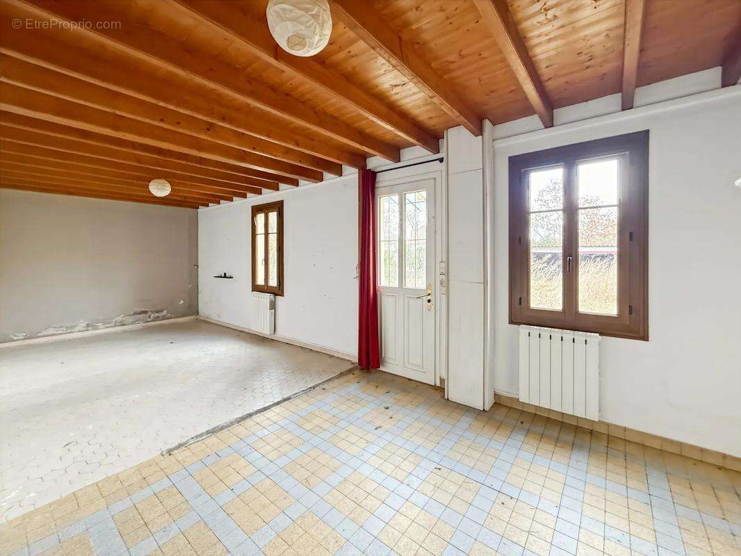 Maison à SALIGNY-SUR-ROUDON