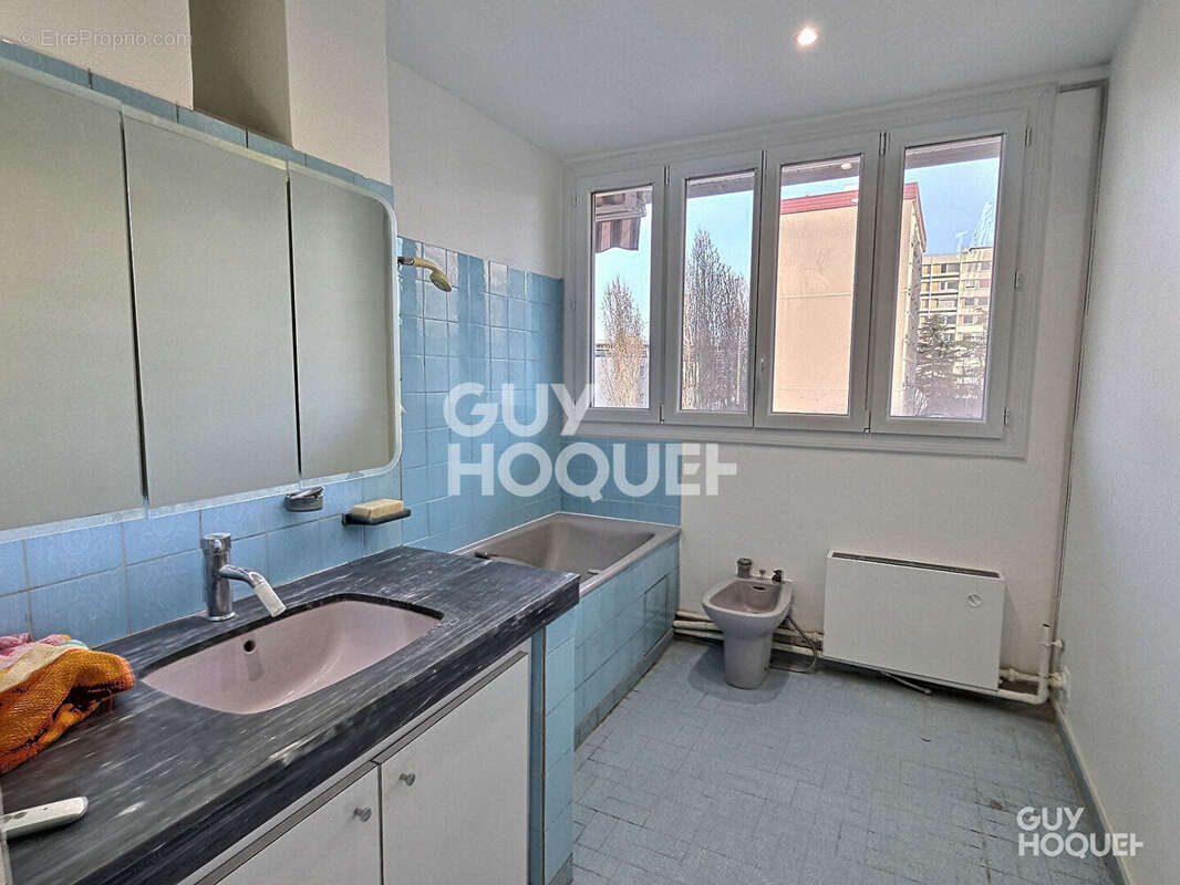 Appartement à MAISONS-ALFORT