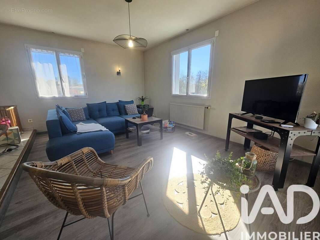 Photo 2 - Maison à SALIGNY