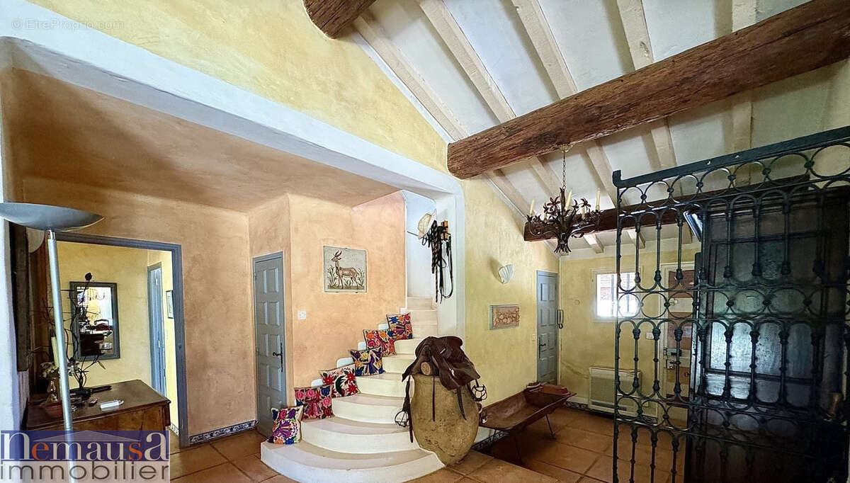 Maison à NIMES