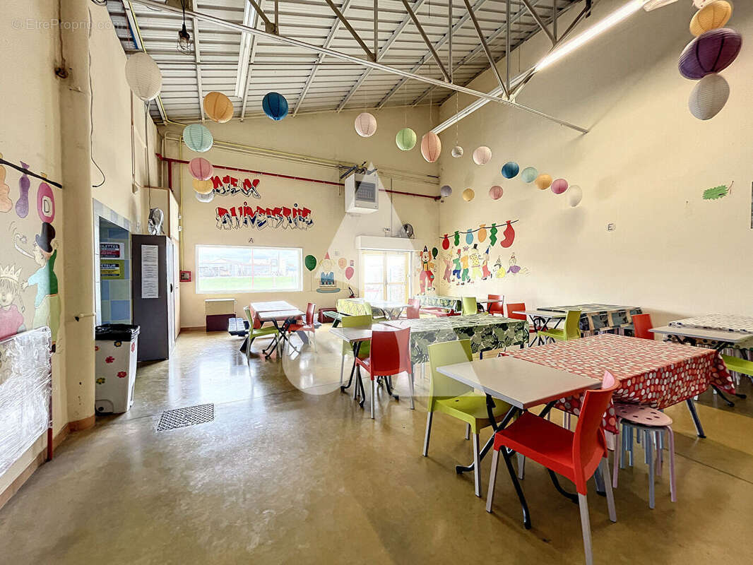 Commerce à CHAMPFORGEUIL