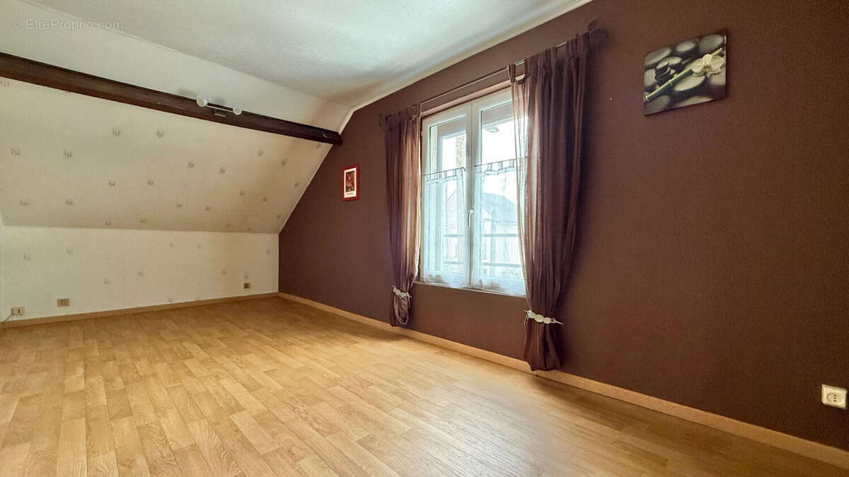 Maison à CORBEIL-ESSONNES