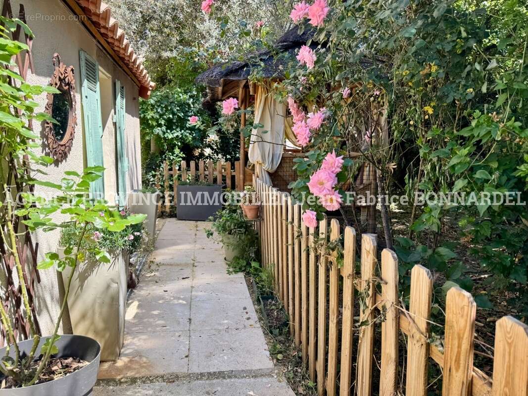 Appartement à NYONS