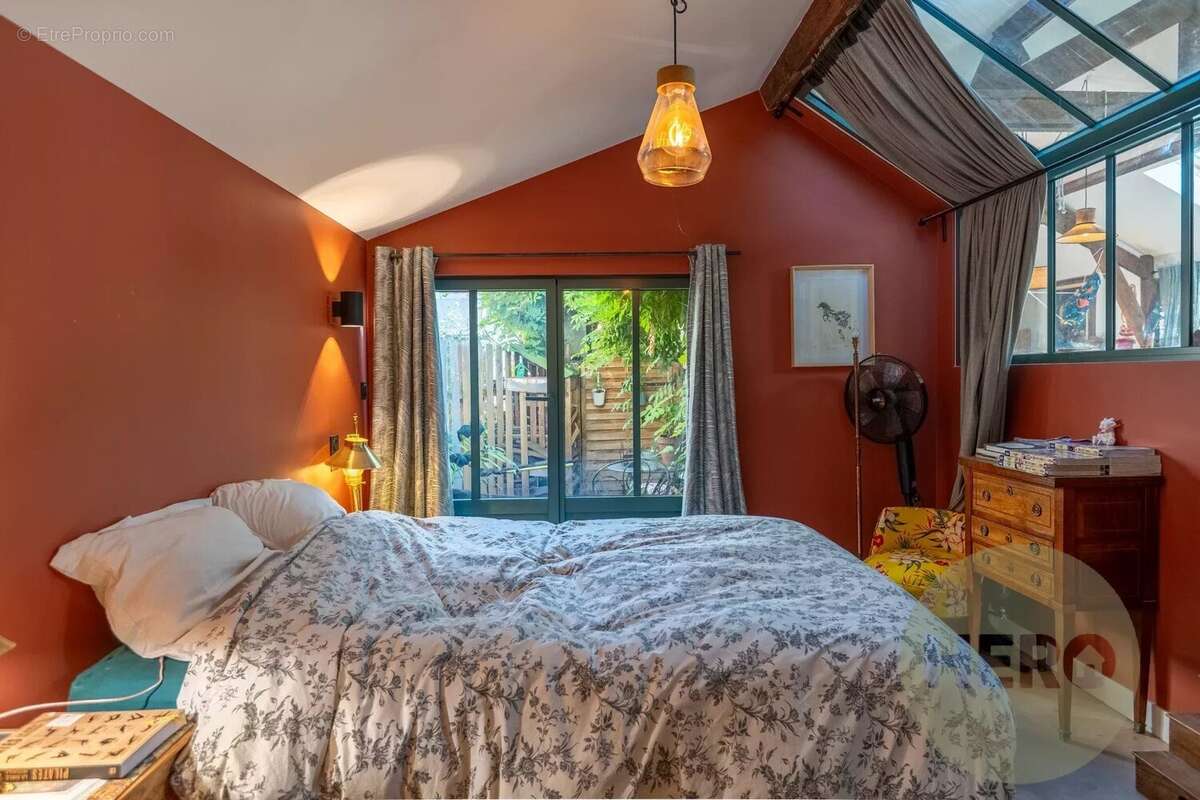 Maison à DAMPIERRE-EN-YVELINES