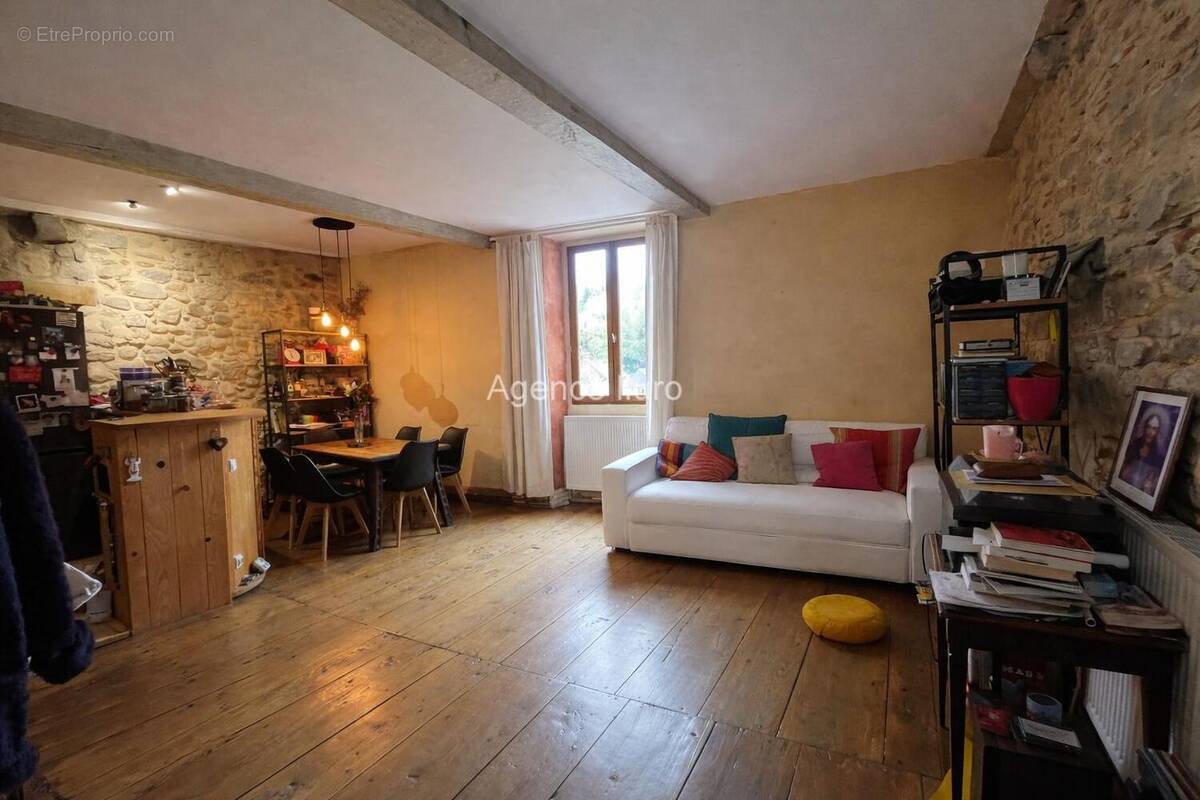 CUISINE SEJOUR - Appartement à OLORON-SAINTE-MARIE