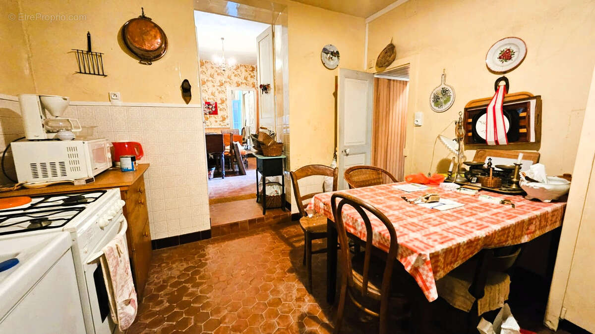 Maison à LES CARS