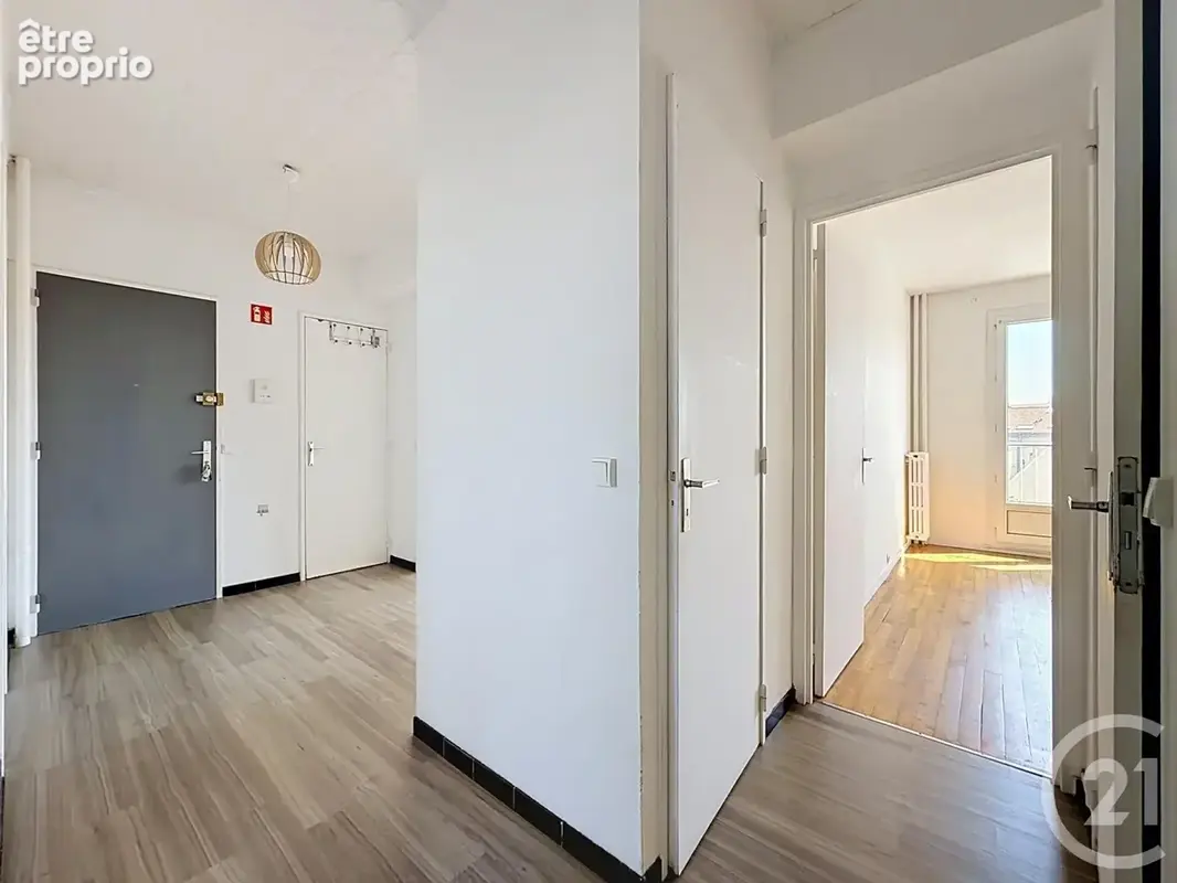Appartement 3 pièces 68 m² à vendre à Reims (51100) - photo 12