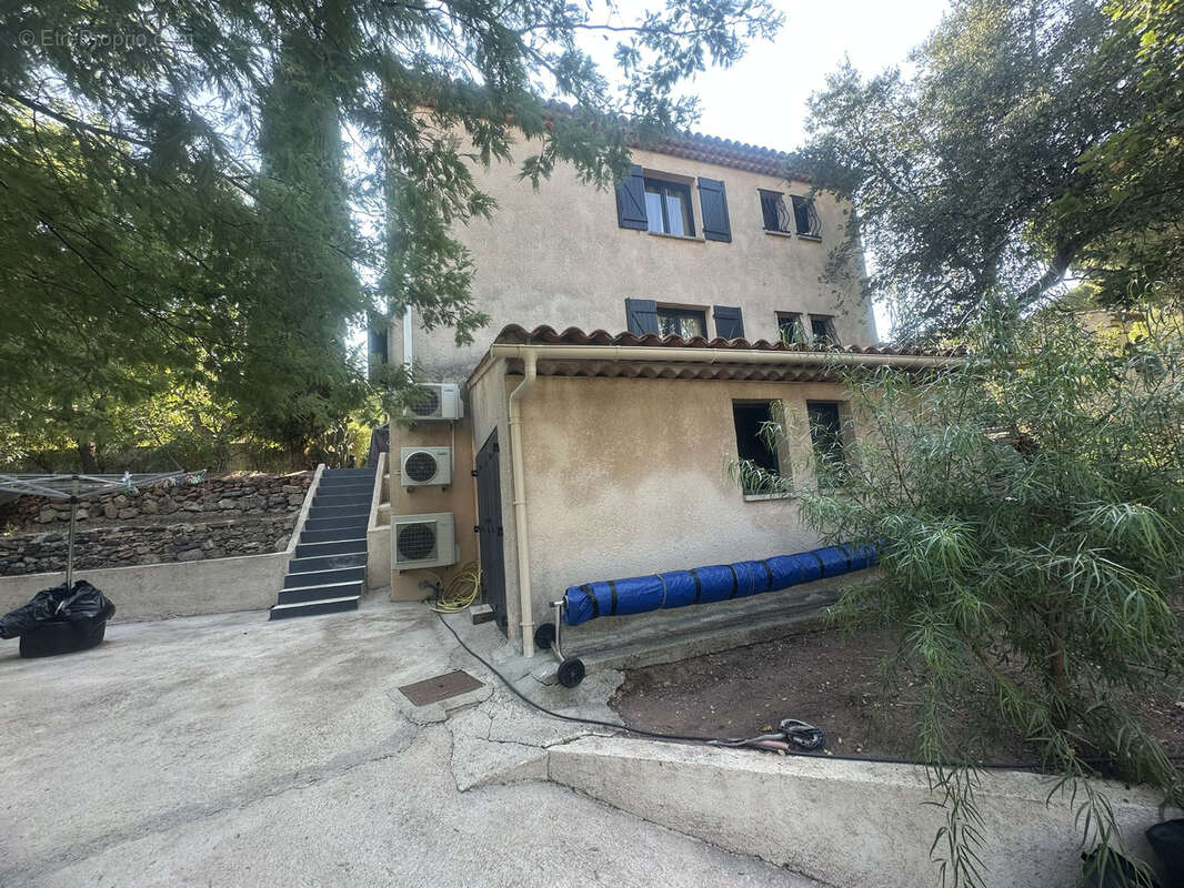 Maison à FREJUS