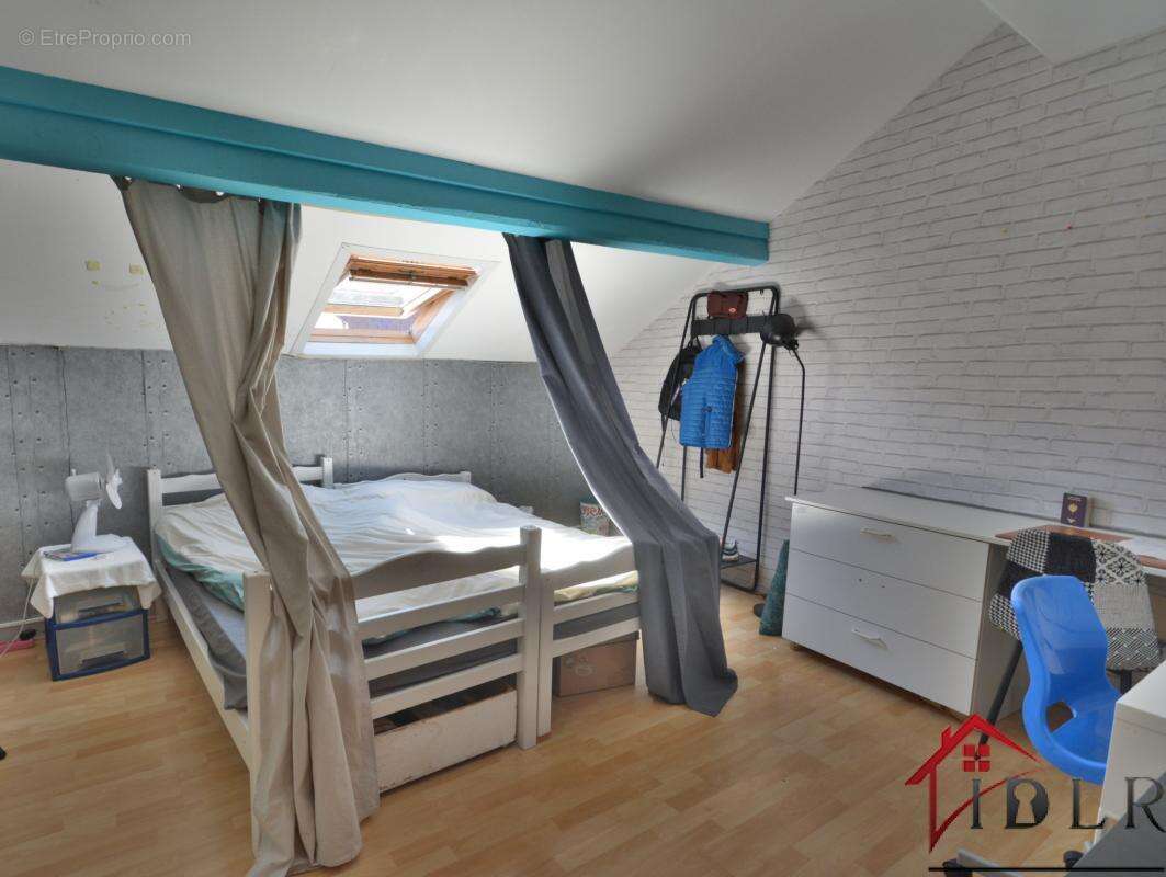 Commerce à BOURBONNE-LES-BAINS